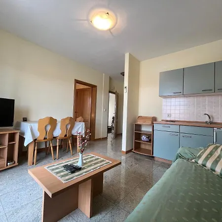 Holiday Apartments Sonne Rovinj Exterior photo