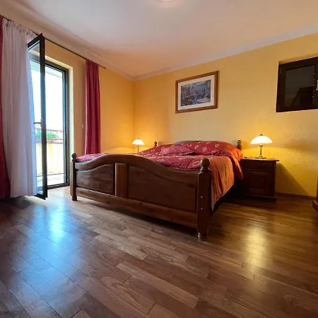 Holiday Apartments Sonne Rovinj Exterior photo